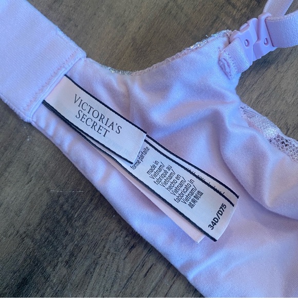 Victoria’s Secret • Lightly Lined Demi Bra • Metallic Floral Lace • 34D - Picture 8 of 8